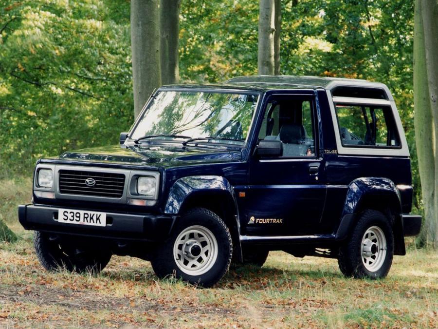  Daihatsu Fourtrak Independent 1993 года  (фото 2 из 7)